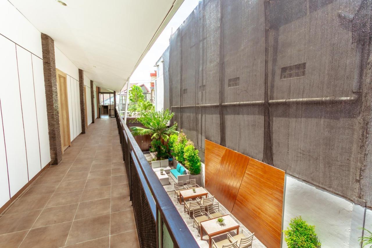 Lega Legi Town House Seminyak By The Lavana Bagian luar foto